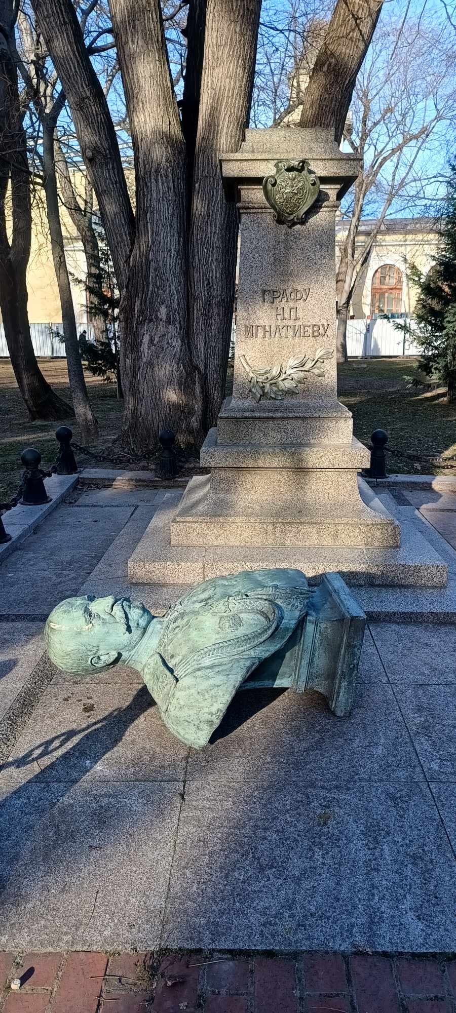 Свързани файлове